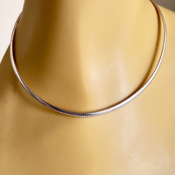 Sterling Silver Omega Necklace 4mm width 17” long - Picture 2 of 5